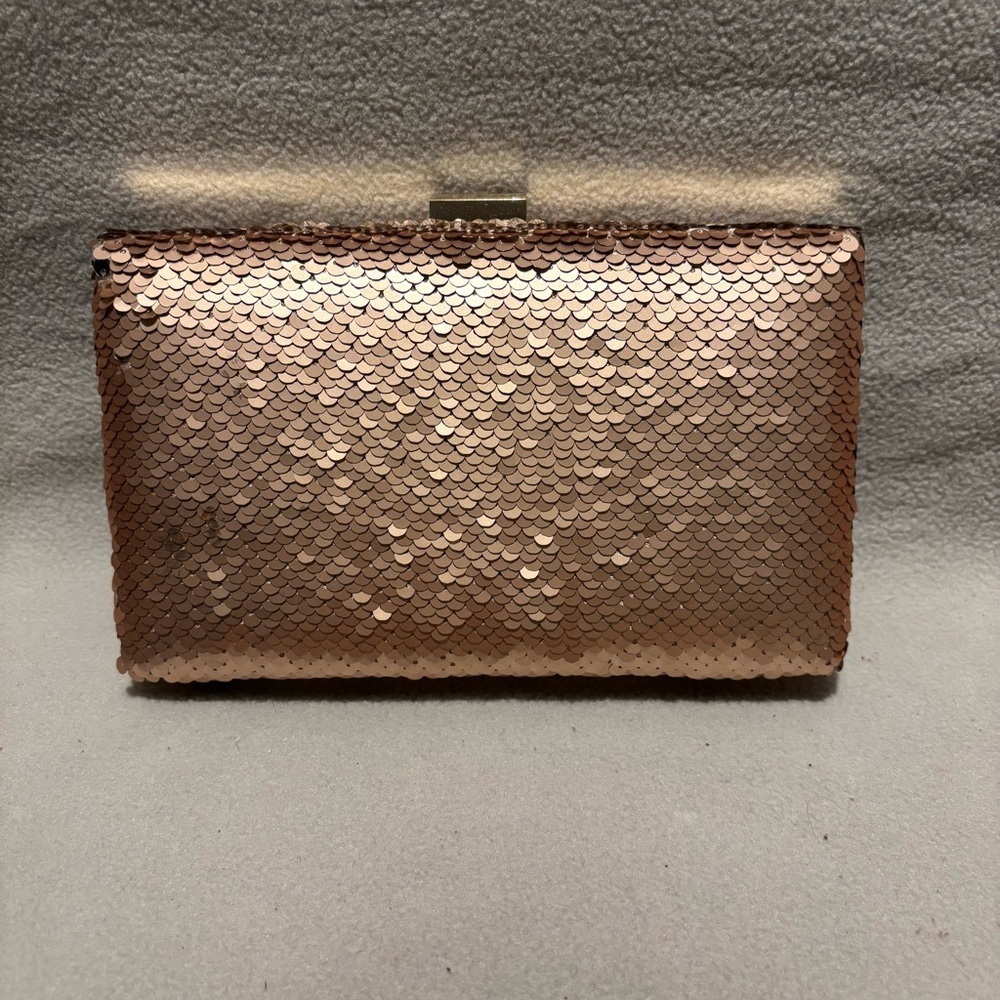 Urban Expressions Sequin Rose Gold Vegan Leather Clutch Snap Closure Chain Strap - Picture 2 of 7